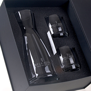 Bela Aqua Geschenkbox - Kristallgläser und Karaffen mit Gravur